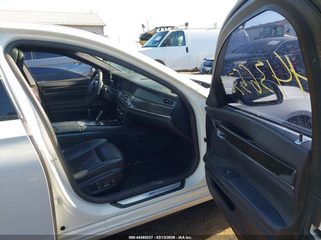 44365327 :رقم المزاد ، WBAYB6C58DD223812 vin ، 2013 Bmw 750i Xdrive مزاد بيع