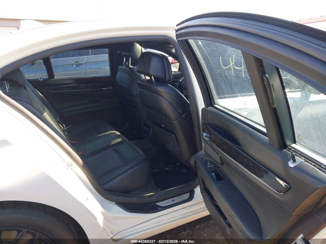 44365327 :رقم المزاد ، WBAYB6C58DD223812 vin ، 2013 Bmw 750i Xdrive مزاد بيع