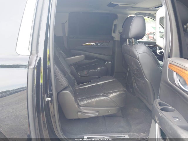 Aukcja sprzedaży 2015 Cadillac Escalade Esv Luxury, vin: 1GYS4HKJ8FR209647, numer aukcji: 44365359