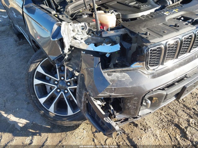 44365381 :رقم المزاد ، 1C4RJHDG9N8545312 vin ، 2022 Jeep Grand Cherokee Overland 4x4 مزاد بيع
