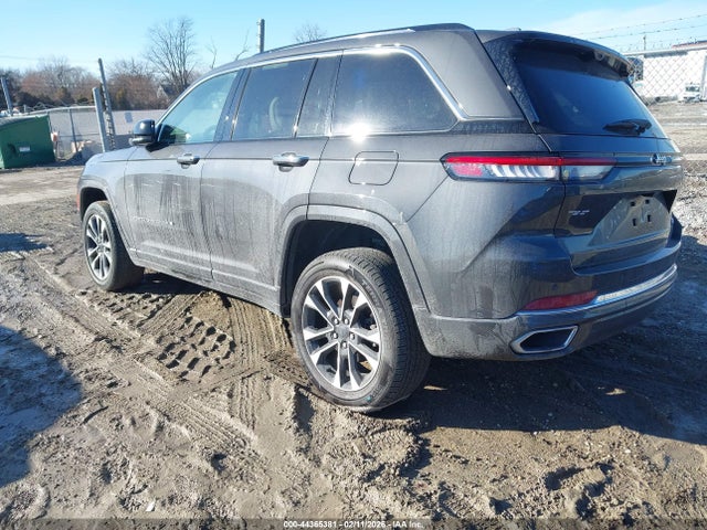44365381 :رقم المزاد ، 1C4RJHDG9N8545312 vin ، 2022 Jeep Grand Cherokee Overland 4x4 مزاد بيع