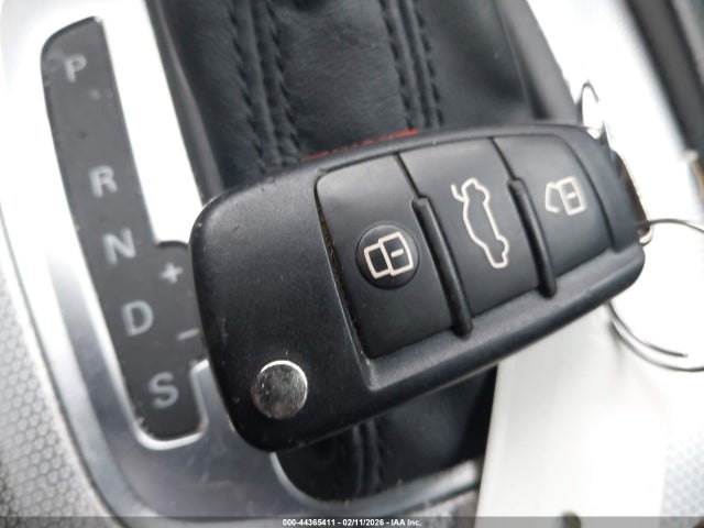 2016 AUDI Q3 WA1GFCFS9GR018228 Photo 10