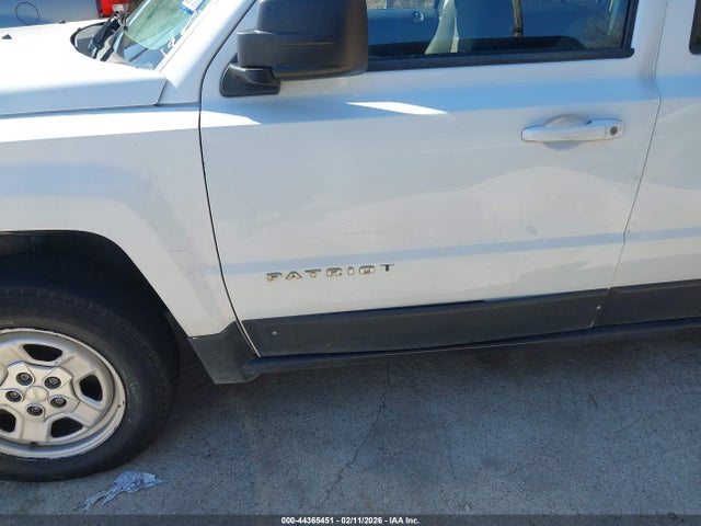 1C4NJPBA3HD148505 Jeep Patriot Sport Fwd