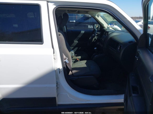 1C4NJPBA3HD148505 Jeep Patriot Sport Fwd