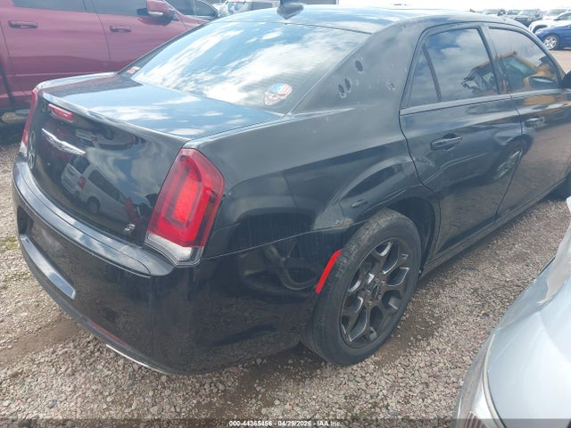 Продажа на аукционе авто 2015 Chrysler 300, vin: 2C3CCAGG4FH887656, номер лота: 44365456