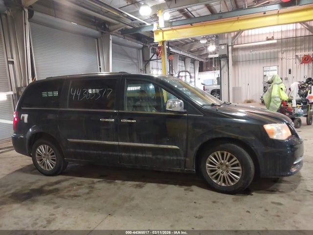 Продаж на аукціоні авто 2013 Chrysler Town & Country Limited, vin: 2C4RC1GG8DR713425, номер лоту: 44365517
