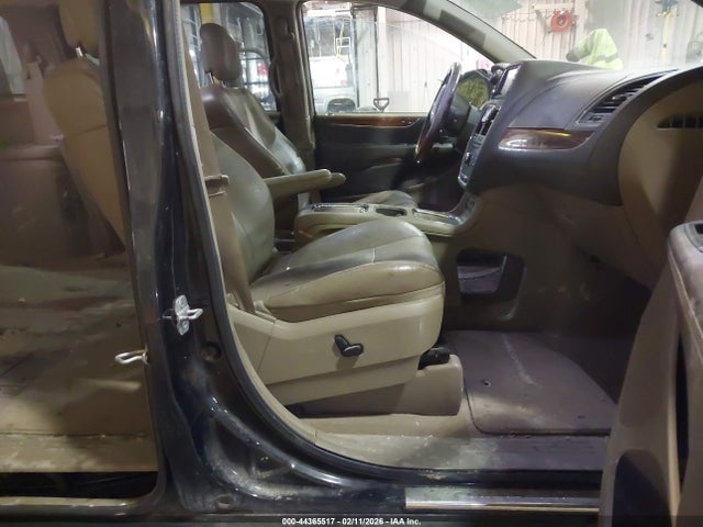 Продаж на аукціоні авто 2013 Chrysler Town & Country Limited, vin: 2C4RC1GG8DR713425, номер лоту: 44365517