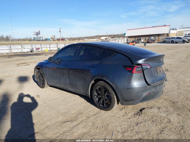 44365536 :رقم المزاد ، 7SAYGDEE7NF460973 vin ، 2022 Tesla Model Y Long Range Dual Motor All-wheel Drive مزاد بيع