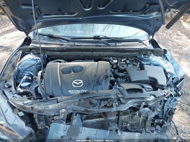 44365546 :رقم المزاد ، 3MZBN1V31JM214042 vin ، 2018 Mazda Mazda3 Touring مزاد بيع