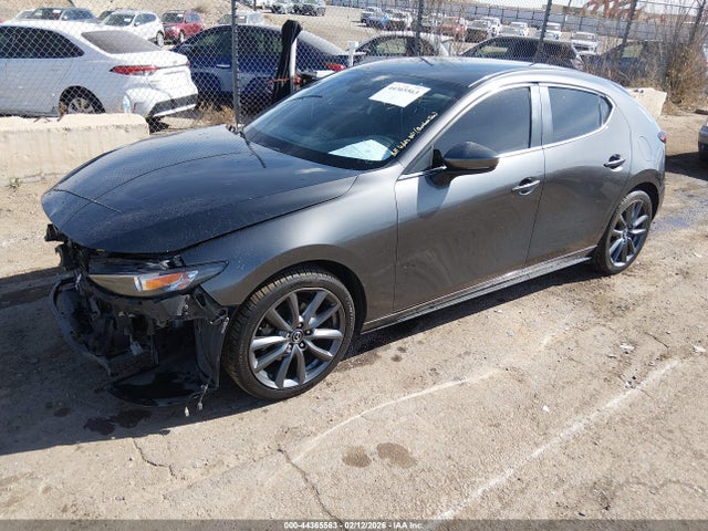 JM1BPBJM8K1133605 Mazda MAZDA3