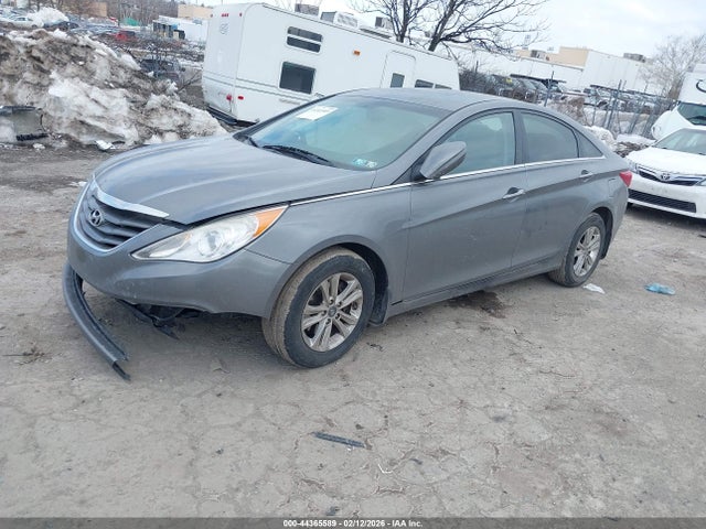 44365589 :رقم المزاد ، 5NPEB4AC6DH772043 vin ، 2013 Hyundai Sonata Gls مزاد بيع