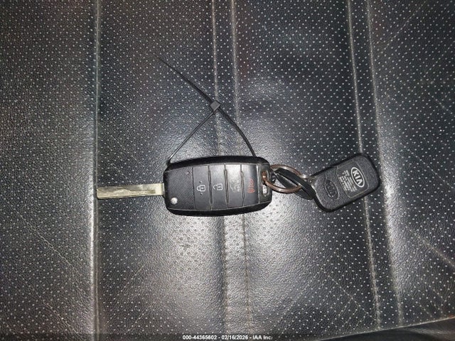 Продажа на аукционе авто 2016 Kia Sorento 3.3l Ex, vin: 5XYPHDA52GG135364, номер лота: 44365602
