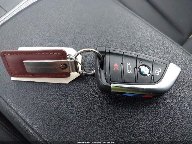 Продаж на аукціоні авто 2021 Bmw 330i Xdrive, vin: 3MW5R7J01M8C14751, номер лоту: 44365617