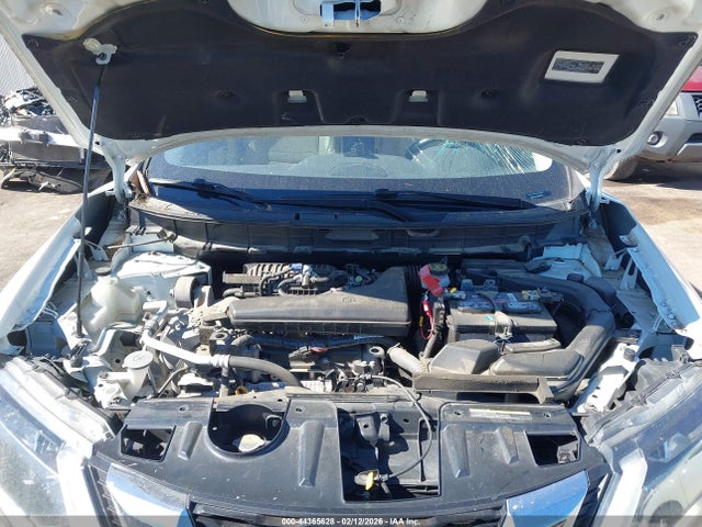JN8AT2MT6HW380275 Nissan Rogue Sl