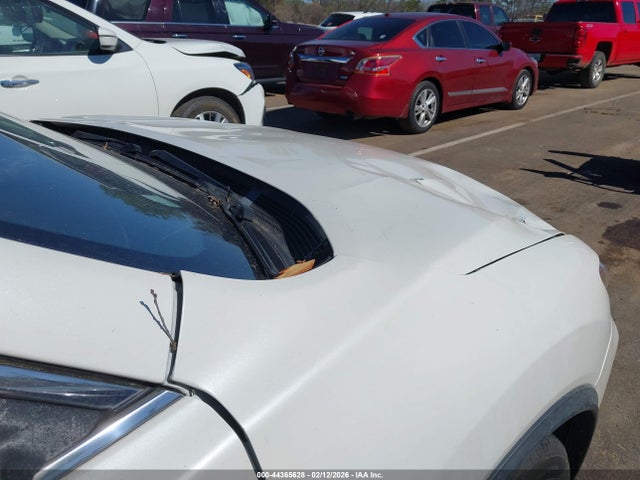 JN8AT2MT6HW380275 Nissan Rogue Sl