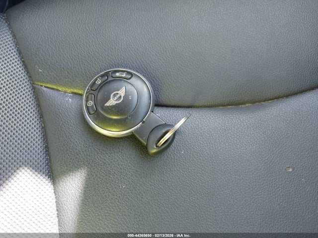 2012 MINI COOPER WMWSU3C51CT258307 Photo 10
