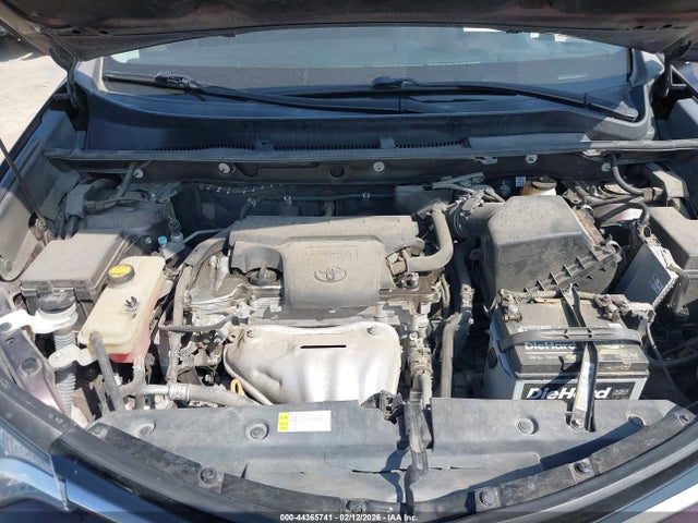 Toyota Rav4 Xle 2017 2T3WFREV7HW368555 Image 10