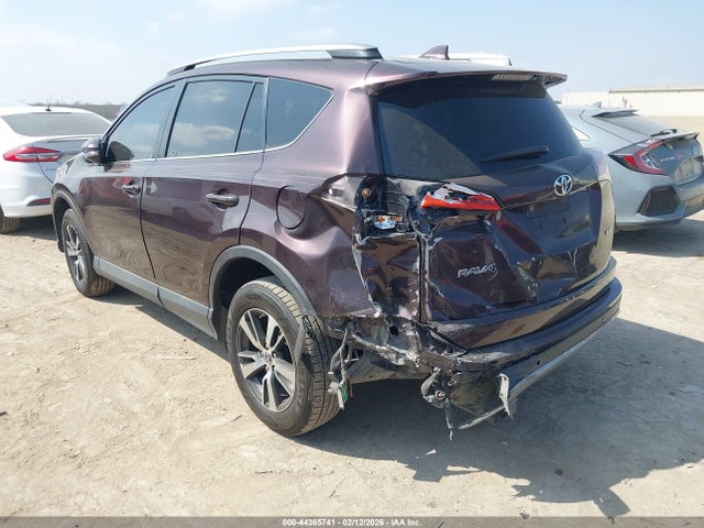 Toyota Rav4 Xle 2017 2T3WFREV7HW368555 Image 3