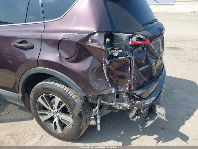 Toyota Rav4 Xle 2017 2T3WFREV7HW368555 Image 6