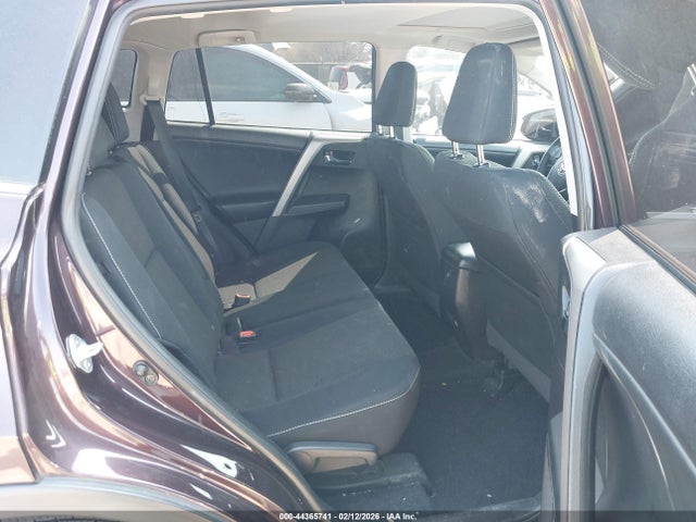 Toyota Rav4 Xle 2017 2T3WFREV7HW368555 Image 8