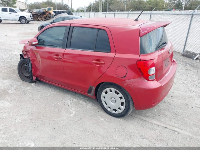 2013 SCION XD JTKKUPB42D1037145 Photo 2