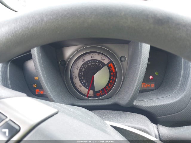 2013 SCION XD JTKKUPB42D1037145 Photo 6