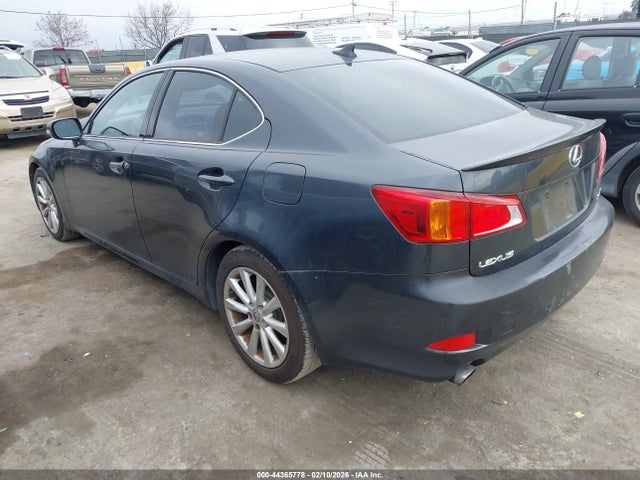 2010 LEXUS IS 250 JTHBF5C26A5124780 Photo 2
