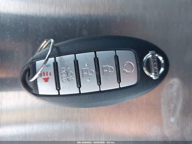 2017 NISSAN MAXIMA 1N4AA6AP8HC396436 Photo 10