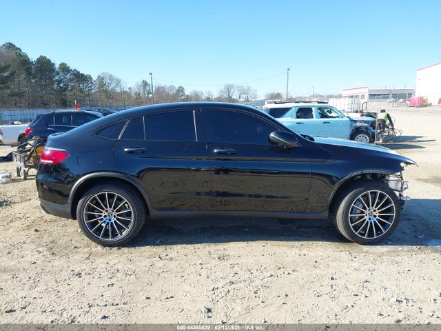 2020 Mercedes-benz Glc 300 Coupe 4matic მანქანა იყიდება აუქციონზე, vin: W1N0J8EB5LF857852, აუქციონის ნომერი: 44365829