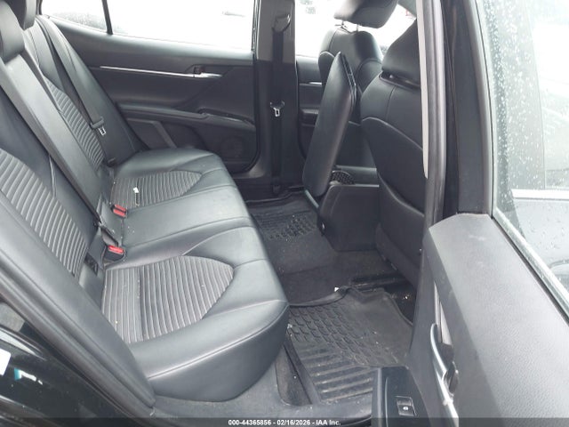 2018 Toyota Camry Se მანქანა იყიდება აუქციონზე, vin: 4T1B11HK9JU620014, აუქციონის ნომერი: 44365856