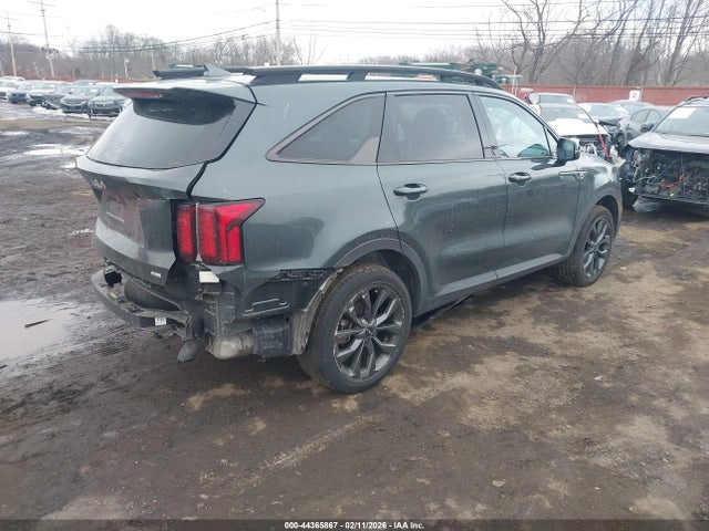2023 KIA SORENTO 5XYRHDLF2PG211079 Photo 3