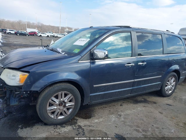 Aukcja sprzedaży 2008 Chrysler Town & Country Limited, vin: 2A8HR64X08R769661, numer aukcji: 44365872