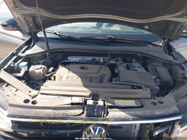 Продажа на аукционе авто 2024 Volkswagen Tiguan 2.0t Se R-line Black, vin: 3VVCB7AX3RM067277, номер лота: 44365906