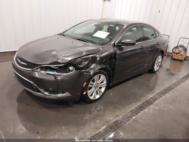 2015 Chrysler 200 Limited მანქანა იყიდება აუქციონზე, vin: 1C3CCCAB5FN750905, აუქციონის ნომერი: 44365908