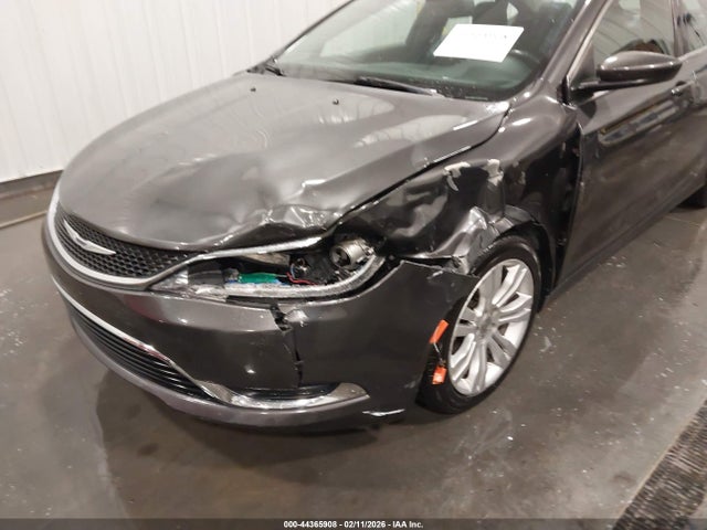 2015 Chrysler 200 Limited მანქანა იყიდება აუქციონზე, vin: 1C3CCCAB5FN750905, აუქციონის ნომერი: 44365908