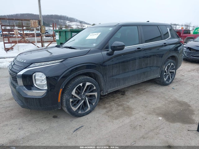 2022 MITSUBISHI OUTLANDER JA4J4TA8XNZ012751 Photo 1