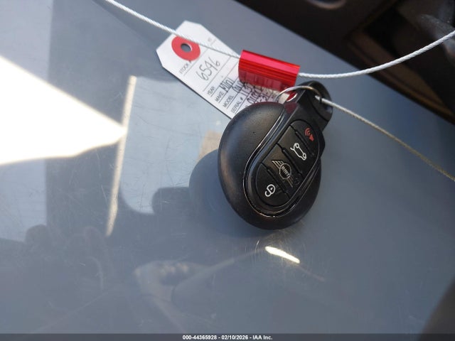 2021 MINI CONVERTIBLE WMWWJ5C07M3N26546 Photo 10