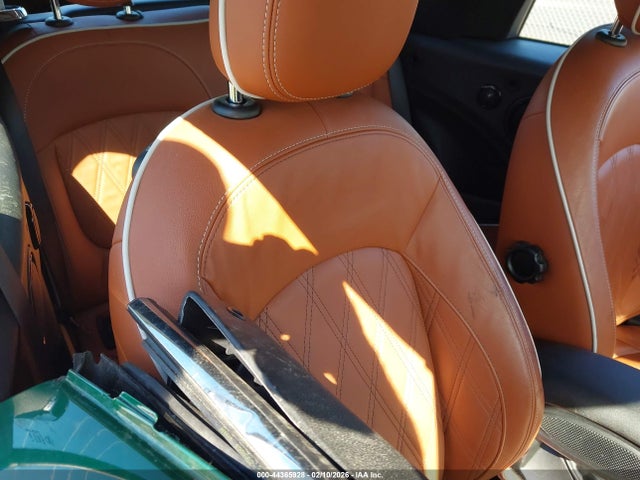 2021 MINI CONVERTIBLE WMWWJ5C07M3N26546 Photo 7