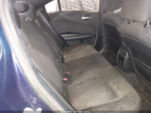 2C3CDXBG7GH228589 Dodge Charger Se