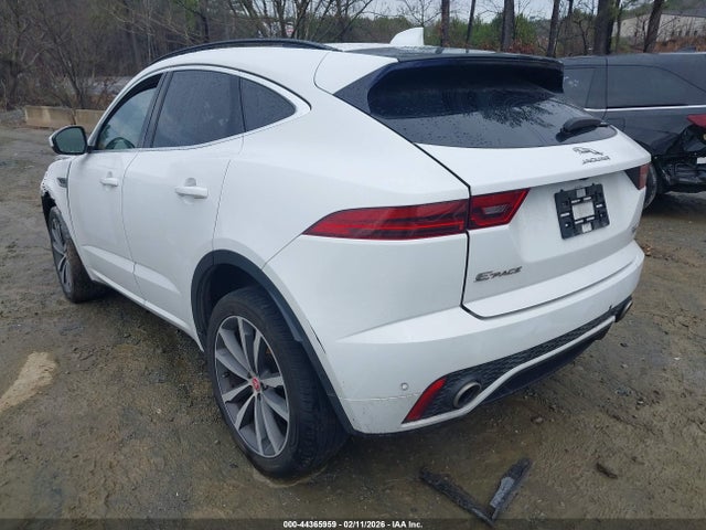 2018 JAGUAR E-PACE SADFM2GX5J1Z15150 Photo 2