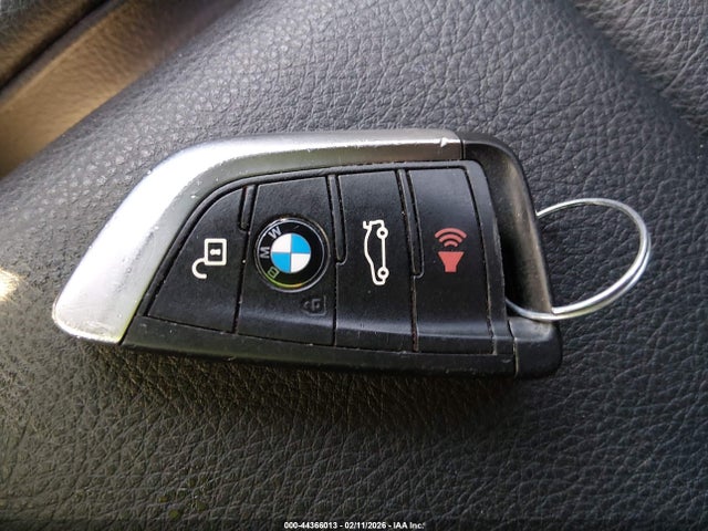 2020 BMW X2 WBXYH9C00L5R72865 Photo 10