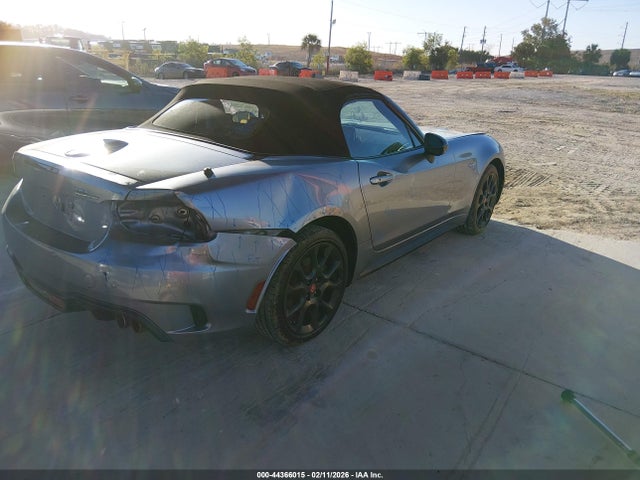 2017 FIAT 124 SPIDER JC1NFAEKXH0119574 Photo 3