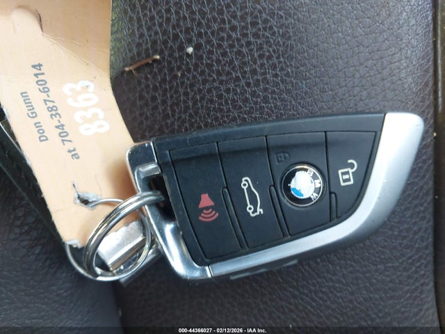 2016 BMW X5 EDRIVE 5UXKT0C57G0F75148 Photo 10