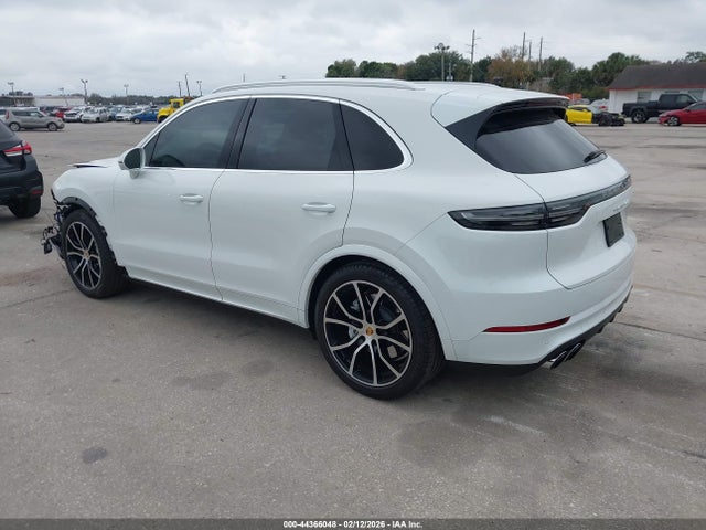 2020 PORSCHE CAYENNE WP1AF2AY6LDA39187 Photo 2
