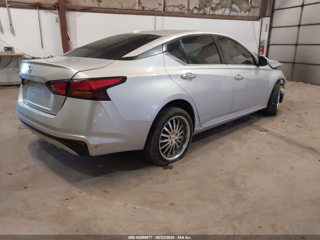 1N4BL4BV0LC240223 Nissan Altima S Fwd