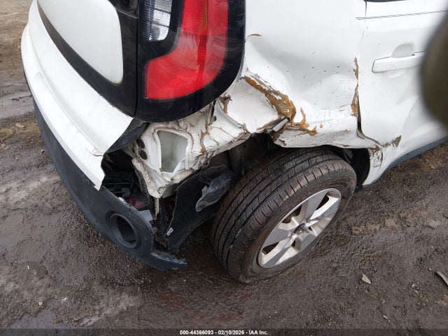 Продаж на аукціоні авто 2018 Kia Soul !, vin: KNDJN2A29J7522880, номер лоту: 44366093