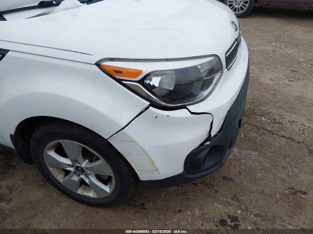 Продаж на аукціоні авто 2018 Kia Soul !, vin: KNDJN2A29J7522880, номер лоту: 44366093