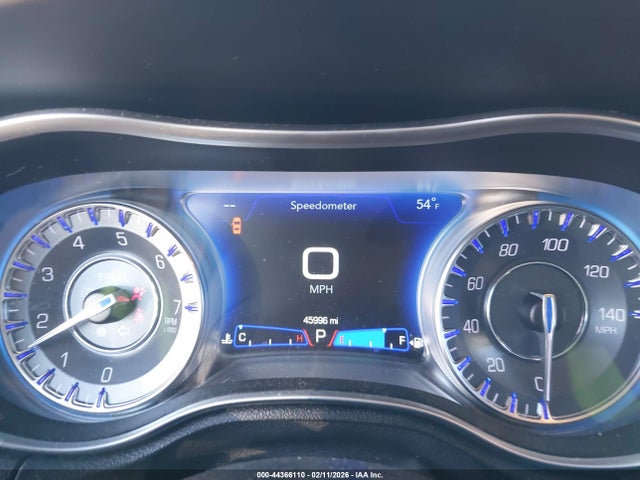 Продажа на аукционе авто 2023 Chrysler 300 Touring, vin: 2C3CCAAGXPH647585, номер лота: 44366110