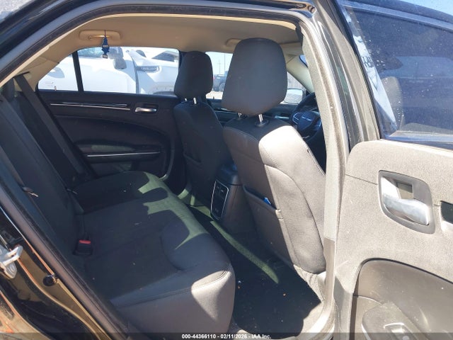Продажа на аукционе авто 2023 Chrysler 300 Touring, vin: 2C3CCAAGXPH647585, номер лота: 44366110
