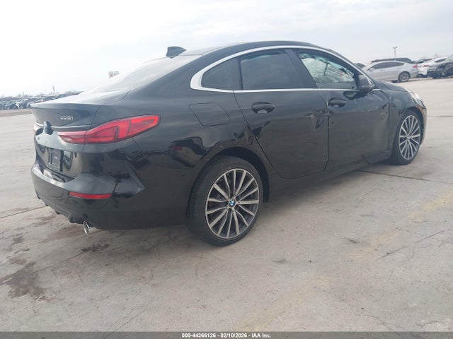 44366126 :رقم المزاد ، WBA53AK03N7K04402 vin ، 2022 Bmw 228 Gran Coupe I Sdrive مزاد بيع